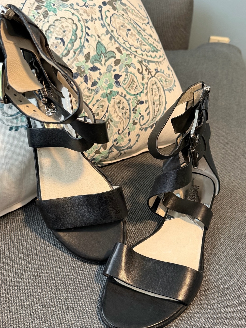 MICHAEL Michael Kors Black Leather Strappy Ankle Strap Sandals with Zippers